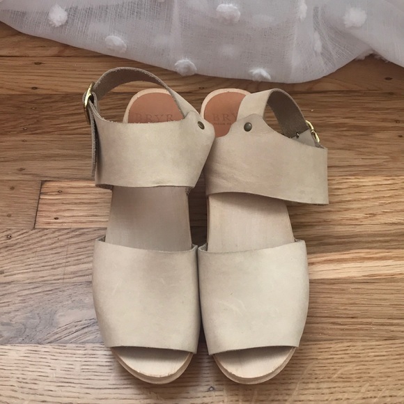 bryr clogs sale
